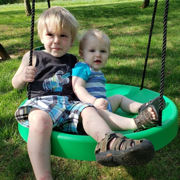 Meet your Posher, Elisha - Picture 9 of 12